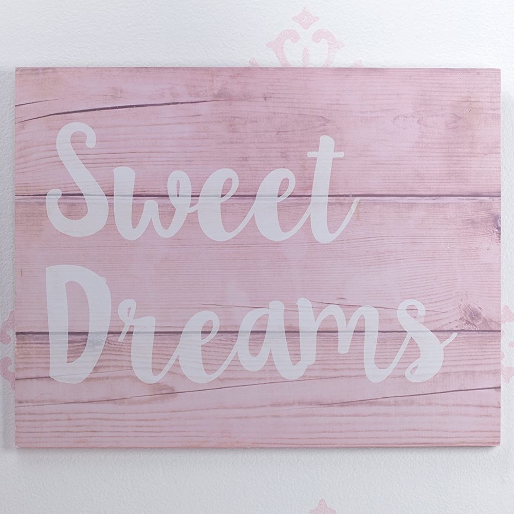 Chantilly "Sweet Dreams" Distressed Wood Wall Decor